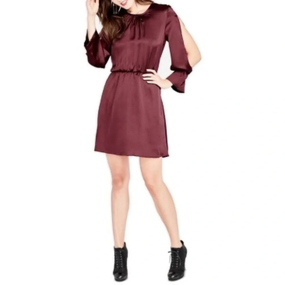 Rachel Rachel Roy – Julia Draped Sleeve Dress